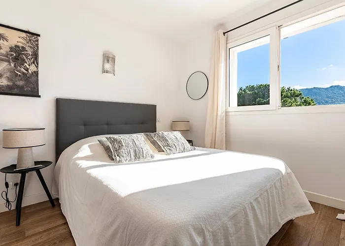 La Crique - Piscine Vue Montagne Climatise